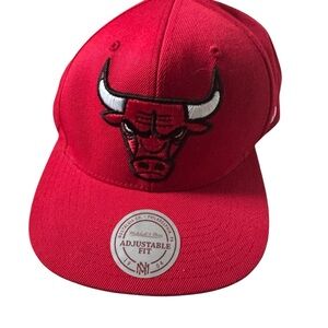 🏀Mitchell & Ness Chicago Bulls Red Adjustable Snapback Hat | NWOT | NBA